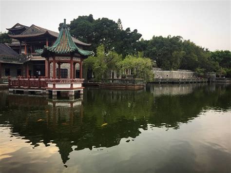 Dongguan Keyuan Garden! An Oasis of Tranquility Amidst Industrial Buzz!