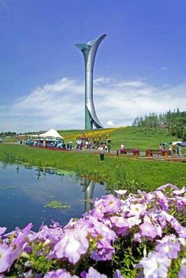 Lingering Lotus at Shenyang Botanical Garden: A Lush Oasis in the City's Heart