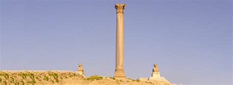 The Pompey's Pillar! A Towering Testament To Roman Glory and an Unexpected Oasis in Alexandria